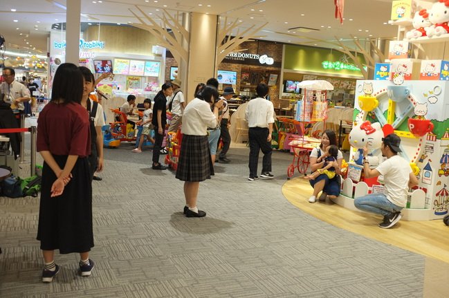 家族を撮る写真部