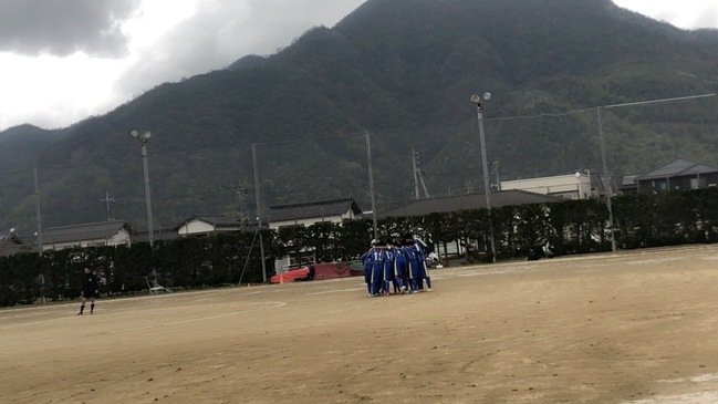 キックオフ前の円陣