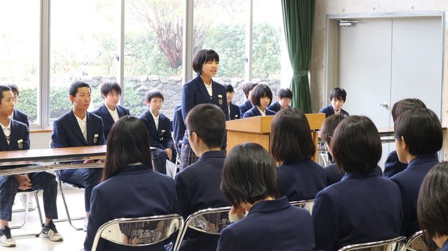 演説の